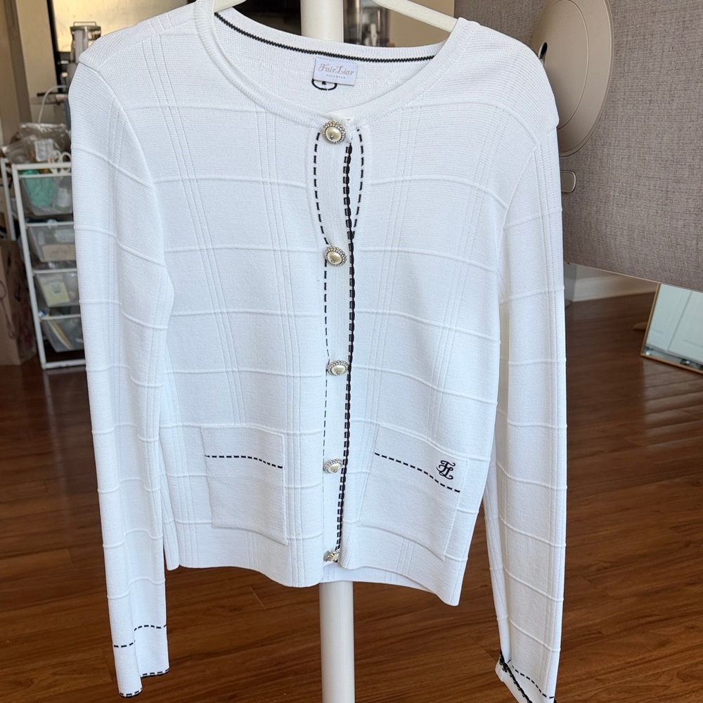 Fair Liar Women Golf Wear Knit Button Cardigan with Contrast Trim